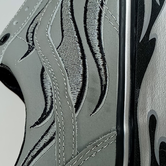 Vans x A$AP Rocky Worldwide Silver Flame Old Skool NWOT  Men's 8.5 Women's 10 - Picture 12 of 13